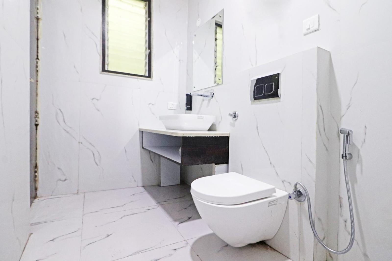 Hotel Almora Sky Near By Delhi International Airport With - Free Airport Pickup And Drop New Delhi Luaran gambar