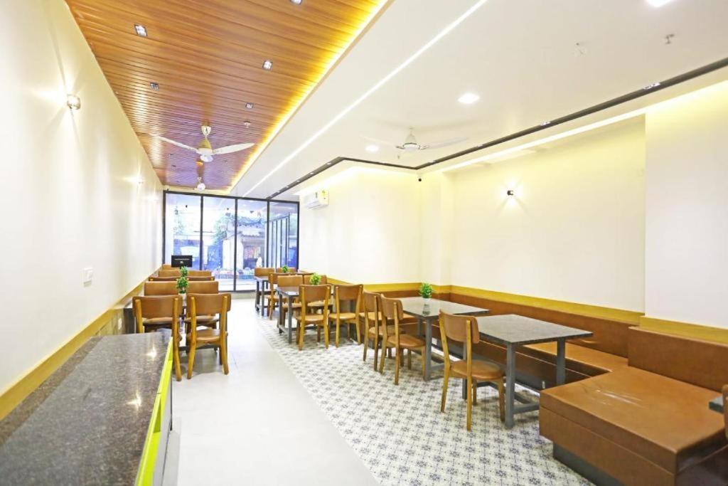 Hotel Almora Sky Near By Delhi International Airport With - Free Airport Pickup And Drop New Delhi Luaran gambar