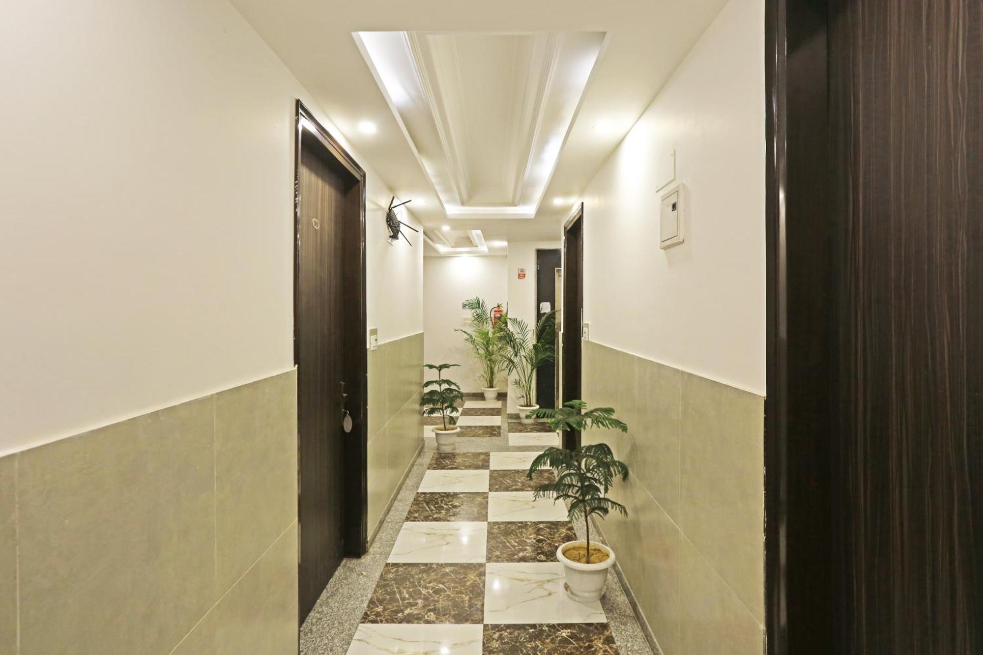 Hotel Almora Sky Near By Delhi International Airport With - Free Airport Pickup And Drop New Delhi Luaran gambar