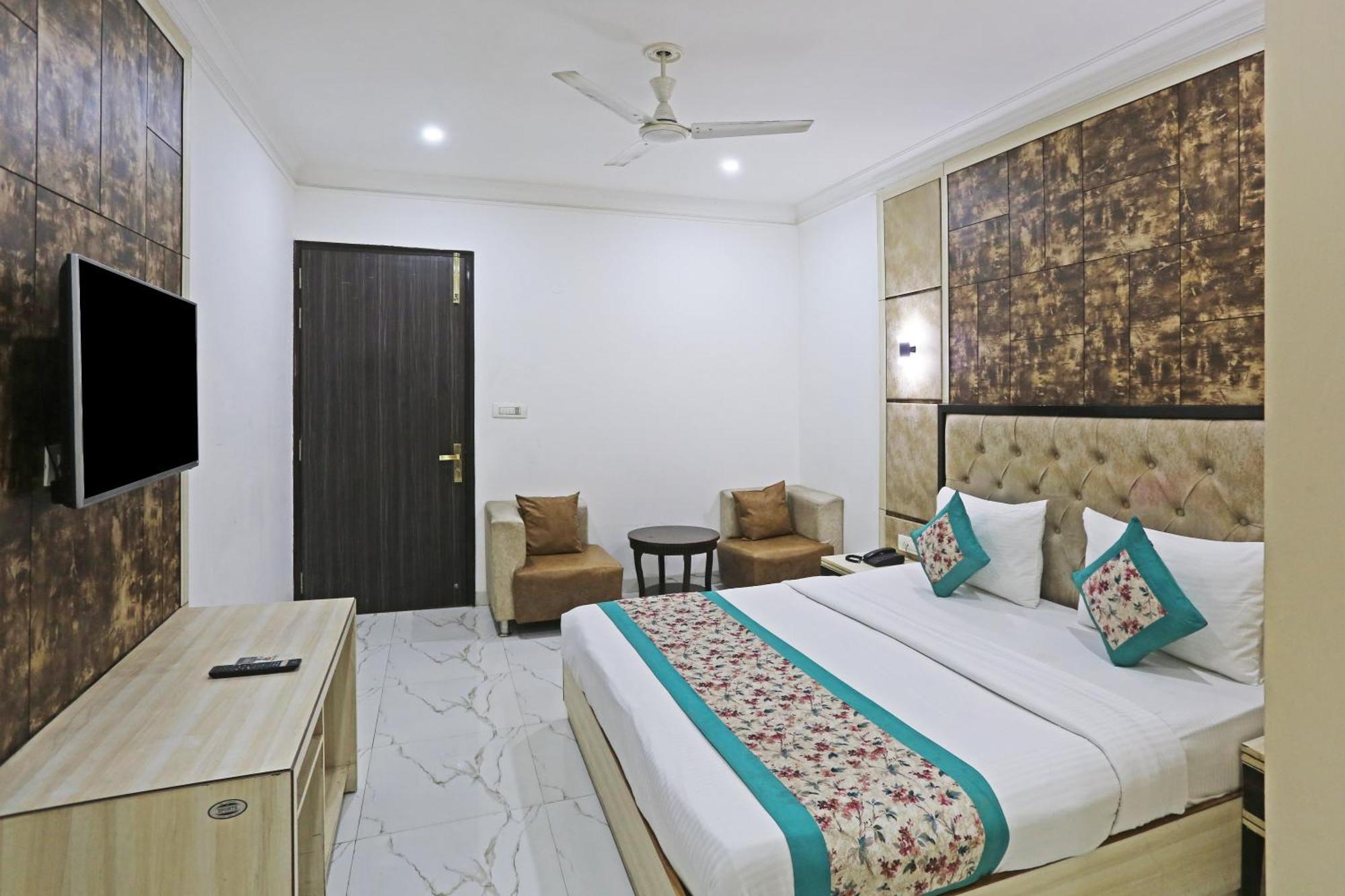 Hotel Almora Sky Near By Delhi International Airport With - Free Airport Pickup And Drop New Delhi Luaran gambar